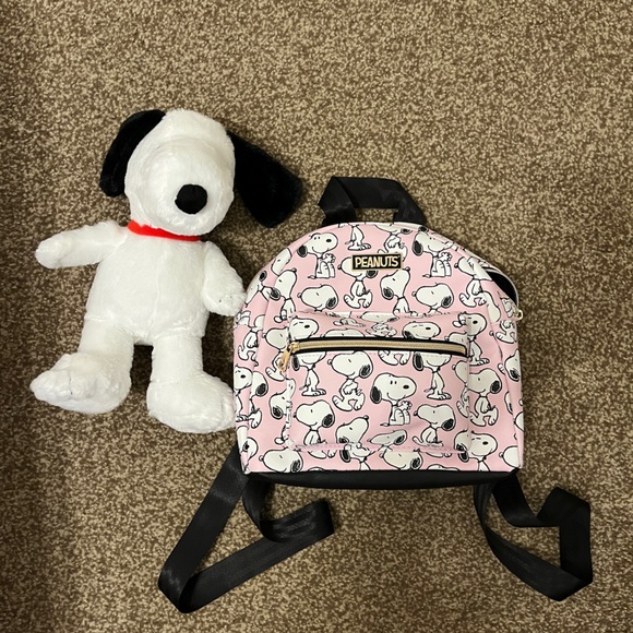 Peanuts Other - Peanuts Snoopy Small Backpack w/ Snoopy Plush